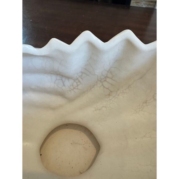 McCoy Pottery White Shell Planter Pair Vintage Ceramic Pedestal Bowls Set - Picture 11 of 16